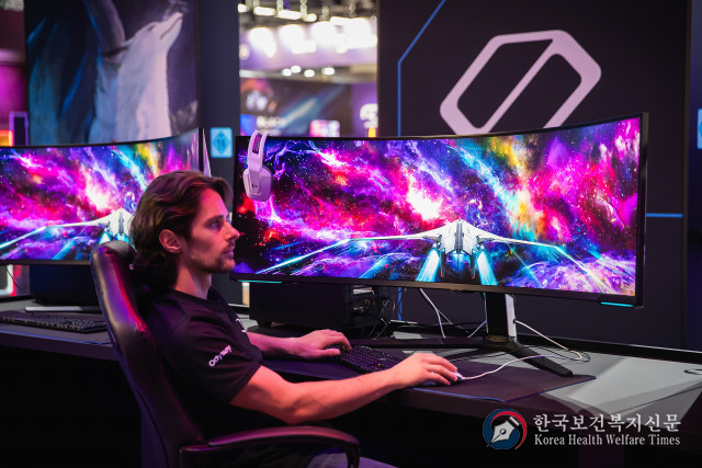 삼성전자, 게임스컴 2023서 세계 최초 듀얼 UHD 게이밍 모니터 ‘오디세이 네오 G9’ 공개